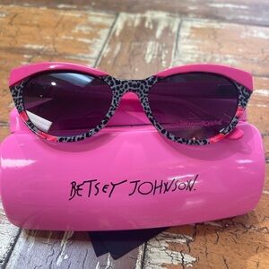 Betsey Johnson  Ladies Pink Sunglasses with Leopard Trim